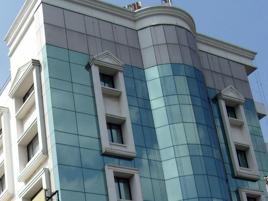 Hotel Chariot Chennai Eksteriør billede